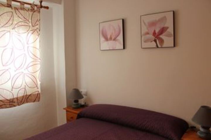 Room 4 of 17