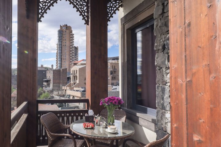 Terrace/Patio 38 of 93