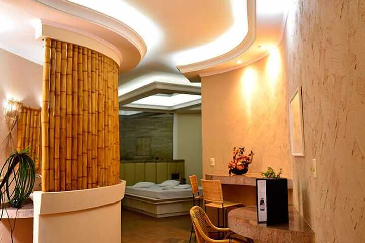 Room 38 of 63