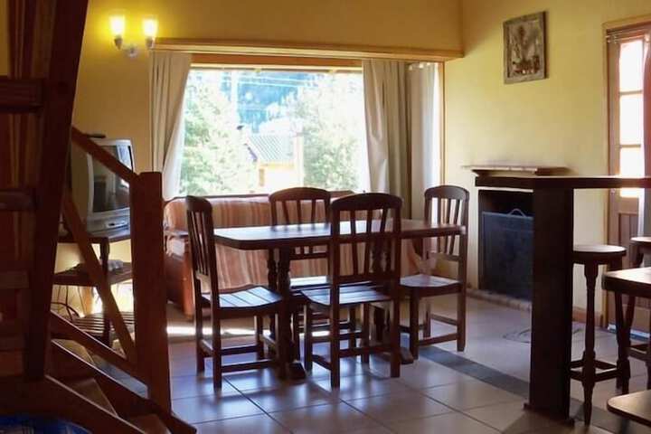 Room 4 of 10
