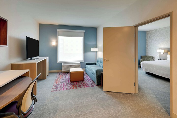 1 King Accessible Tub Studio Suite (12 of 31)
