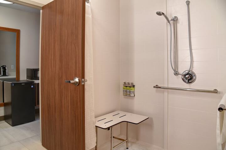 Room 83 of 83