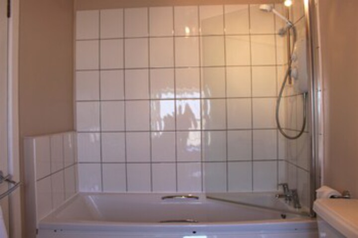 Room 7 of 36