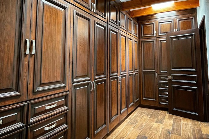 Room 4 of 32