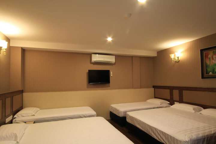 Room 20 of 53