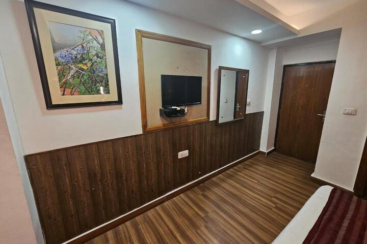 Photo 12