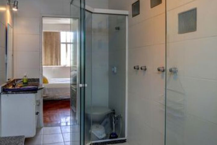 Room 2 of 22
