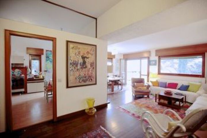 Room 17 of 20