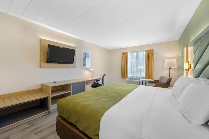 Room 16 of 34