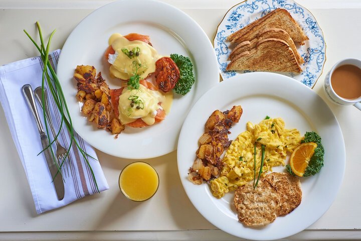 Breakfast/Coffee Service 90 of 117