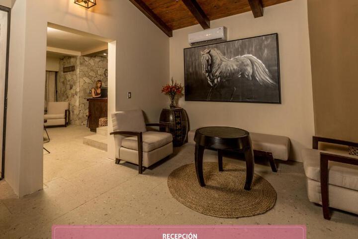 Hotel Interior 6 of 23