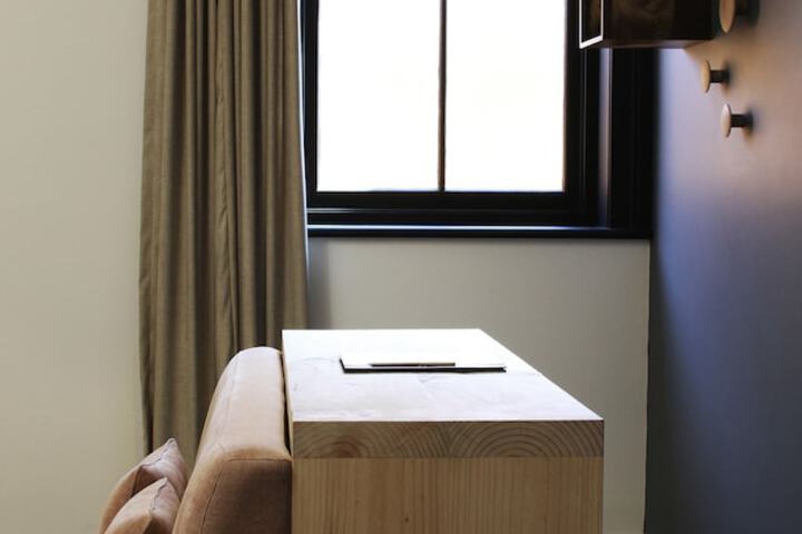 Room 12 of 26