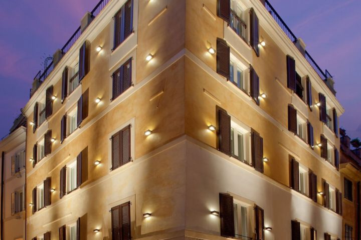 Front of property - evening/night