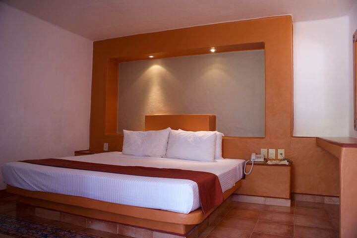 Room 6 of 57