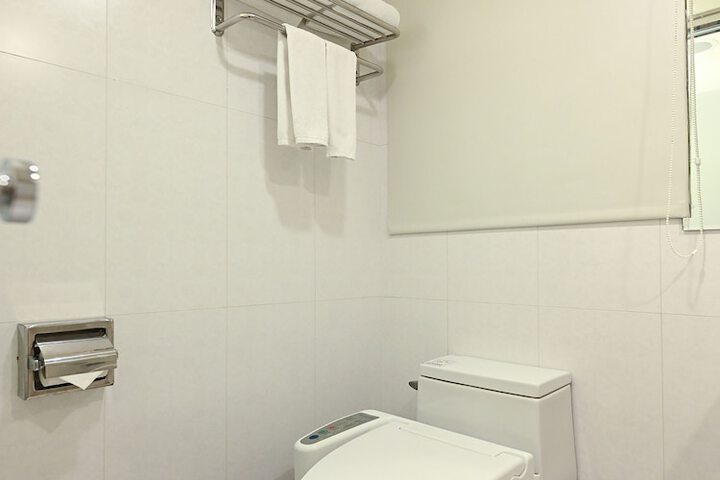 Room 90 of 120