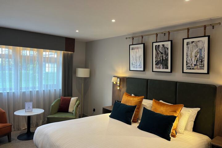 Room 30 of 60
