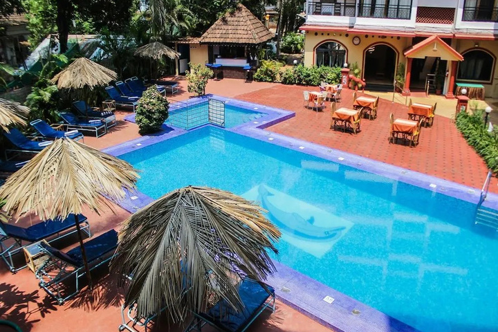 Pool 15 of 21