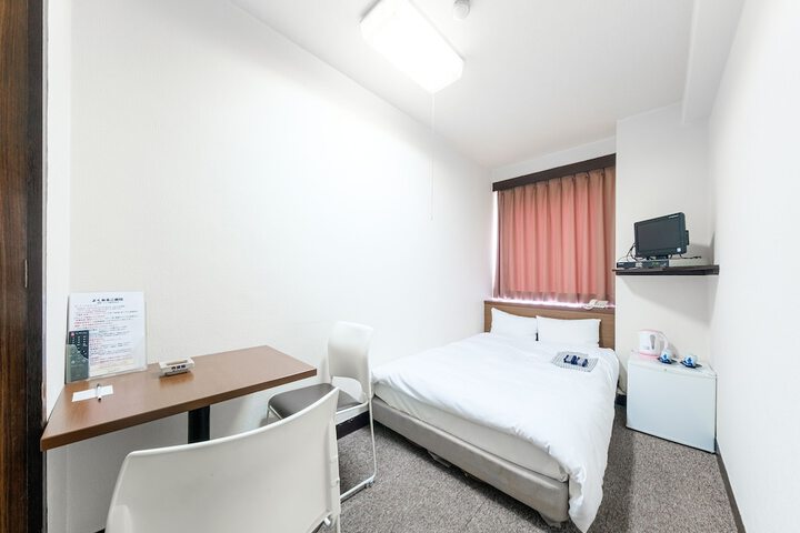 Room 21 of 87