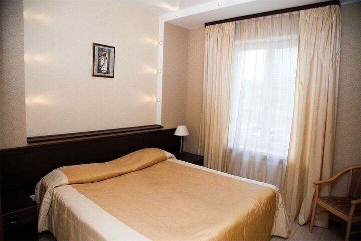 Room 22 of 77