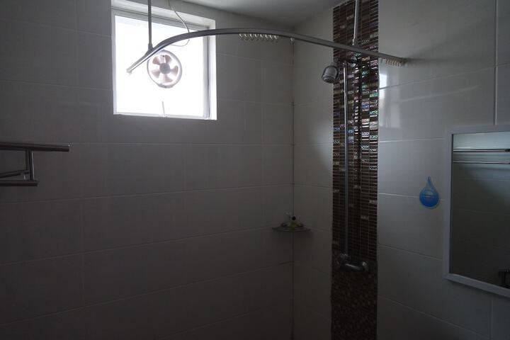 Room 19 of 23
