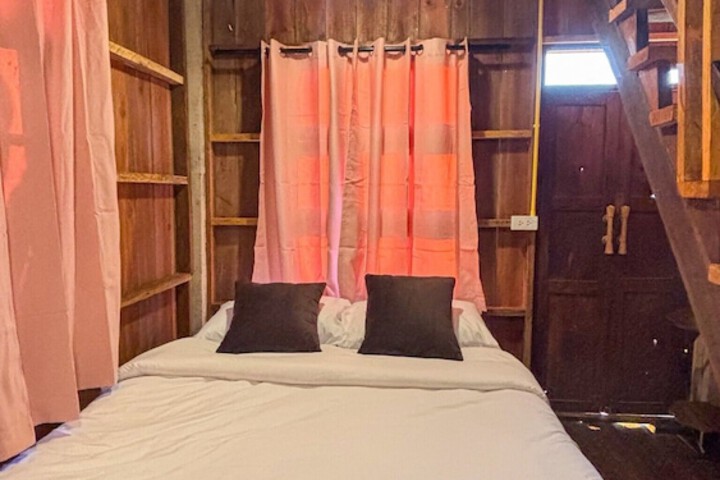 Room 48 of 135