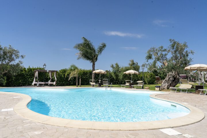 Pool 174 of 247