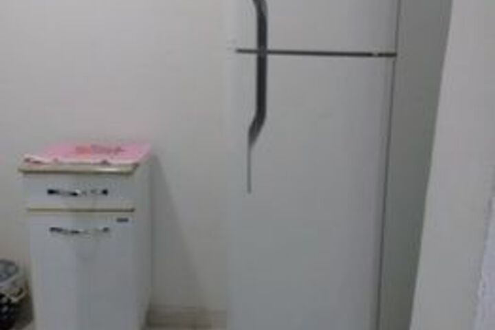 Room 8 of 20