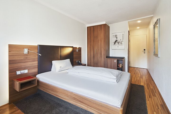 Room 29 of 120