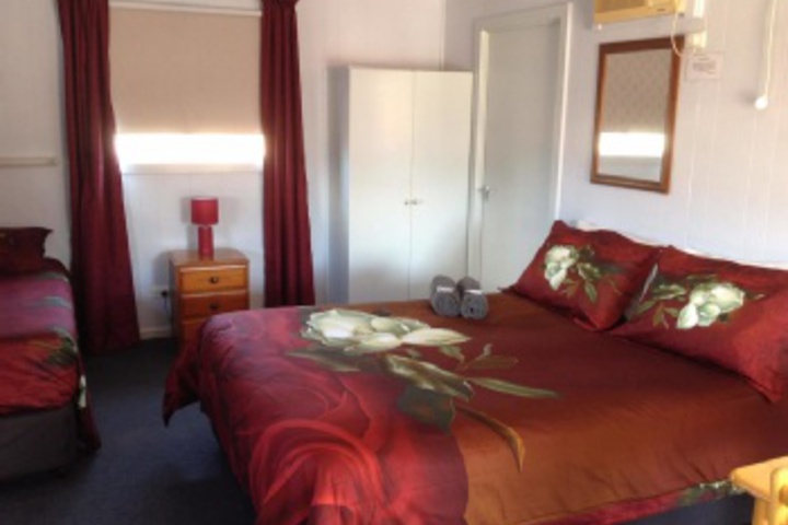 Room 118 of 228
