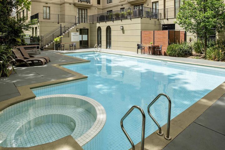 Hotel Pool