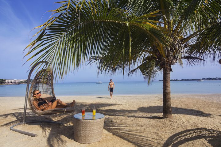 Beach 186 of 218