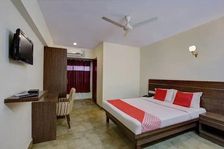 Room 2 of 19