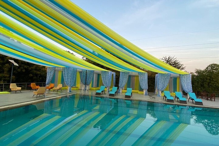 Pool 26 of 68