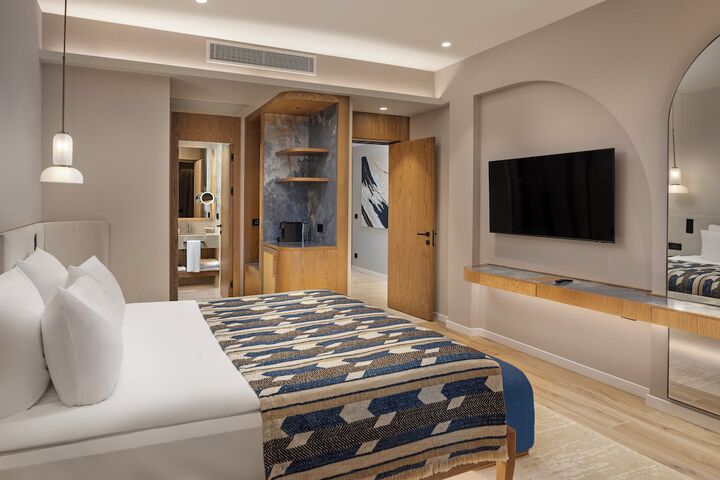 Room 6 of 189