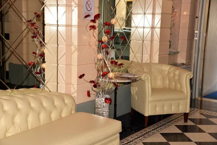 Guest Lobby