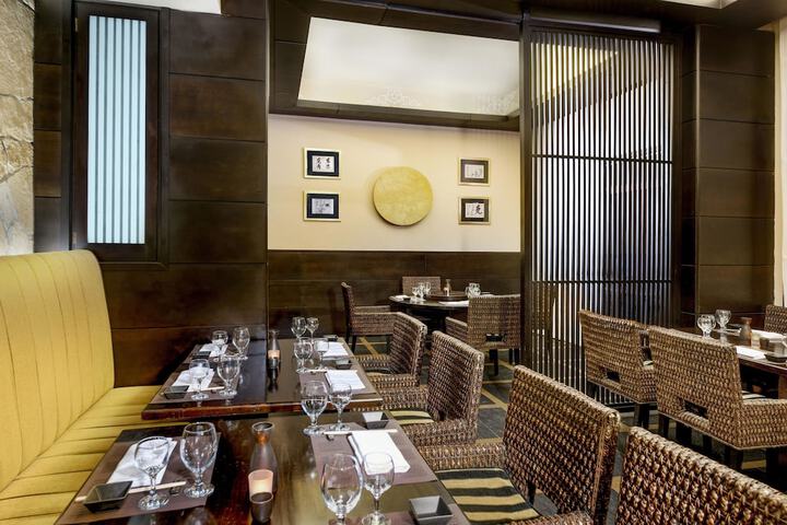Dining 81 of 107