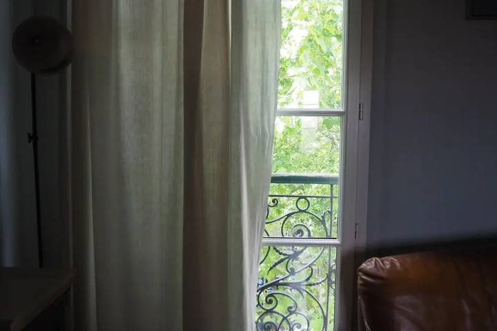 Room 6 of 19