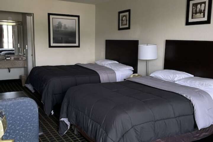 1 Double Bed (1 of 9)