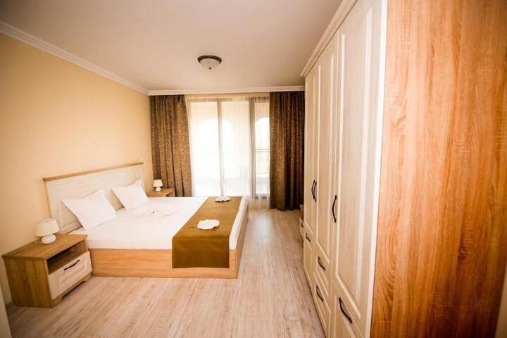 Room 12 of 54