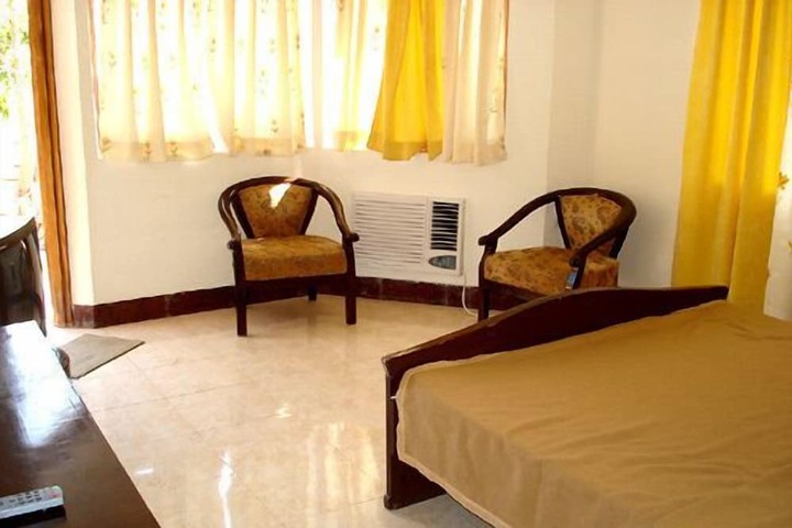 Room 12 of 41