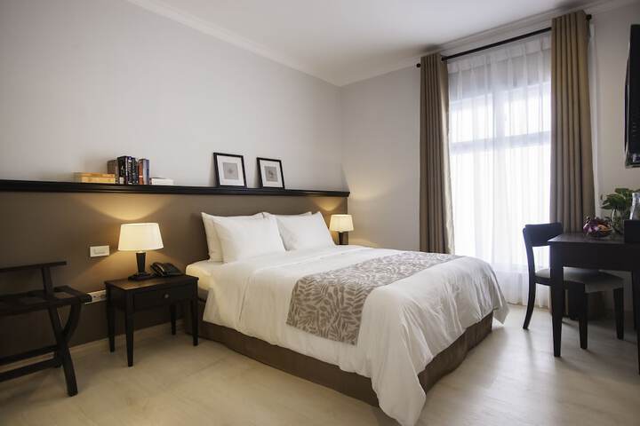 Room 15 of 145