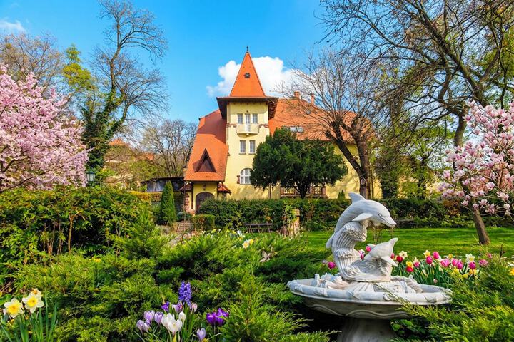 Image of Fried Castle Hotel and Restaurant