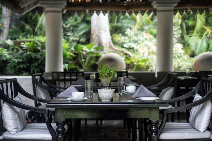 Dining 34 of 81