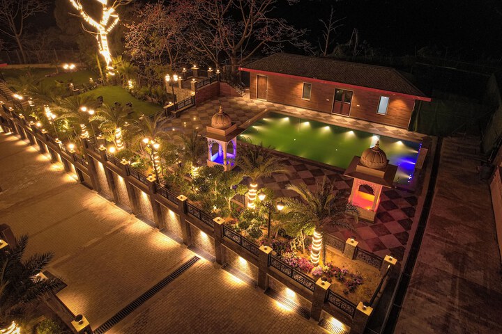 Pool 36 of 71