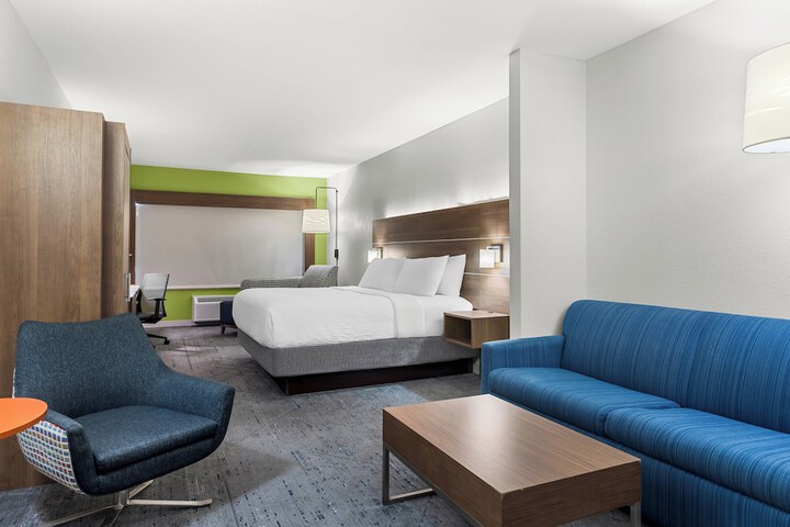 Room 9 of 31