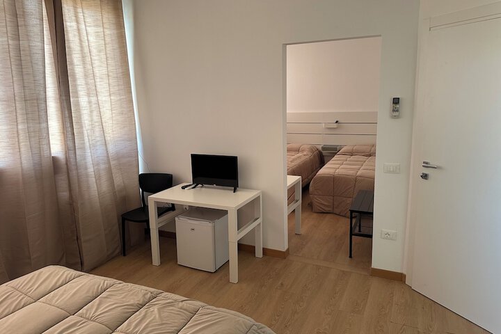 Room 3 of 5
