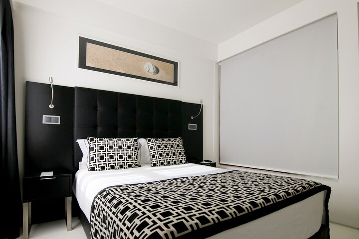 Room 18 of 49
