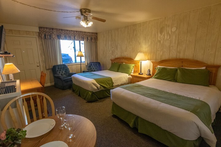 Room 22 of 49