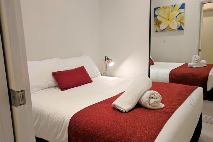 Room 14 of 78