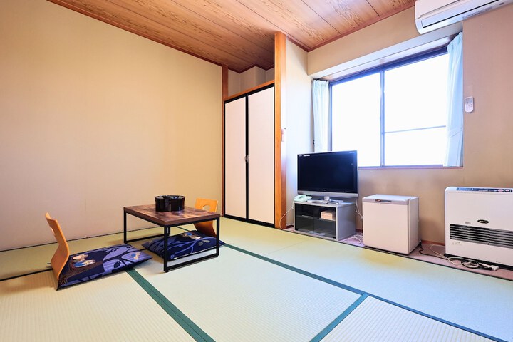 Room 29 of 90